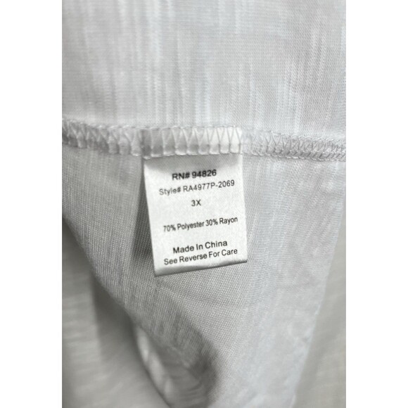 Tempted Hearts Women’s Size 3x White Top Floral Embroidered Flutter Sleeve- NWT - Picture 5 of 6